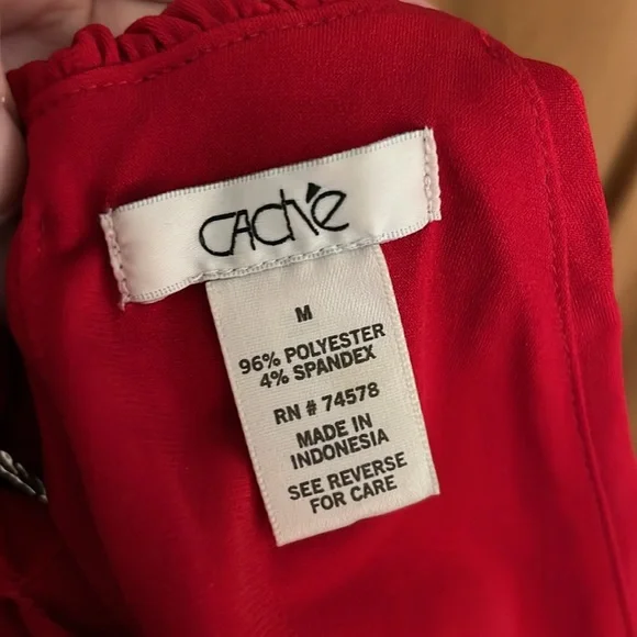 Cache red Party top - Picture 4 of 4